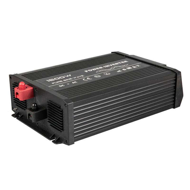 Nový invertor Pure Sine Wave typu 1500w